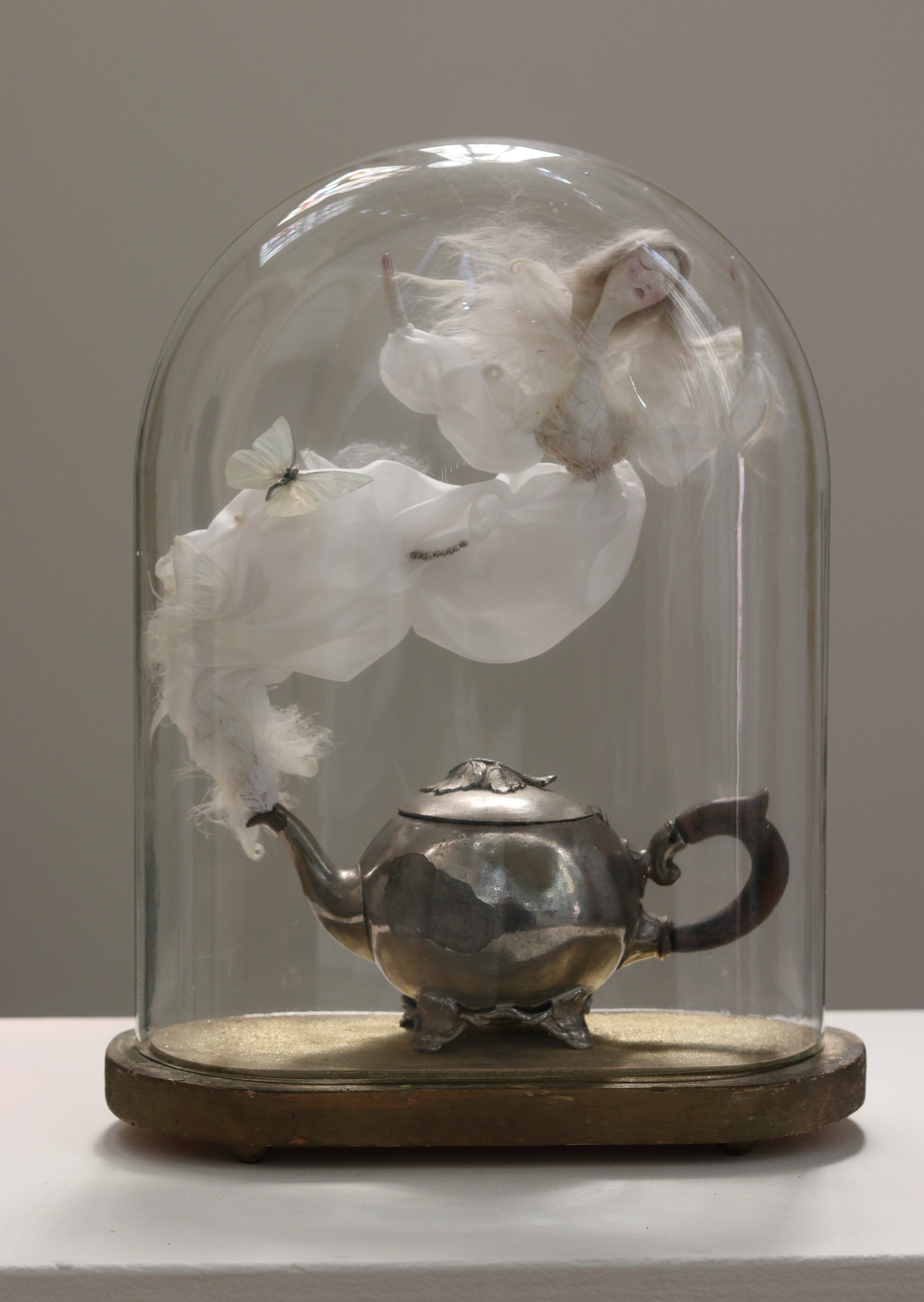 Isobelle Teapot Ghost